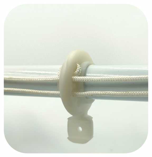 ECONOMICAL CORD -CONTROL METAL / WOOD CURTAIN POLESET - Image 4