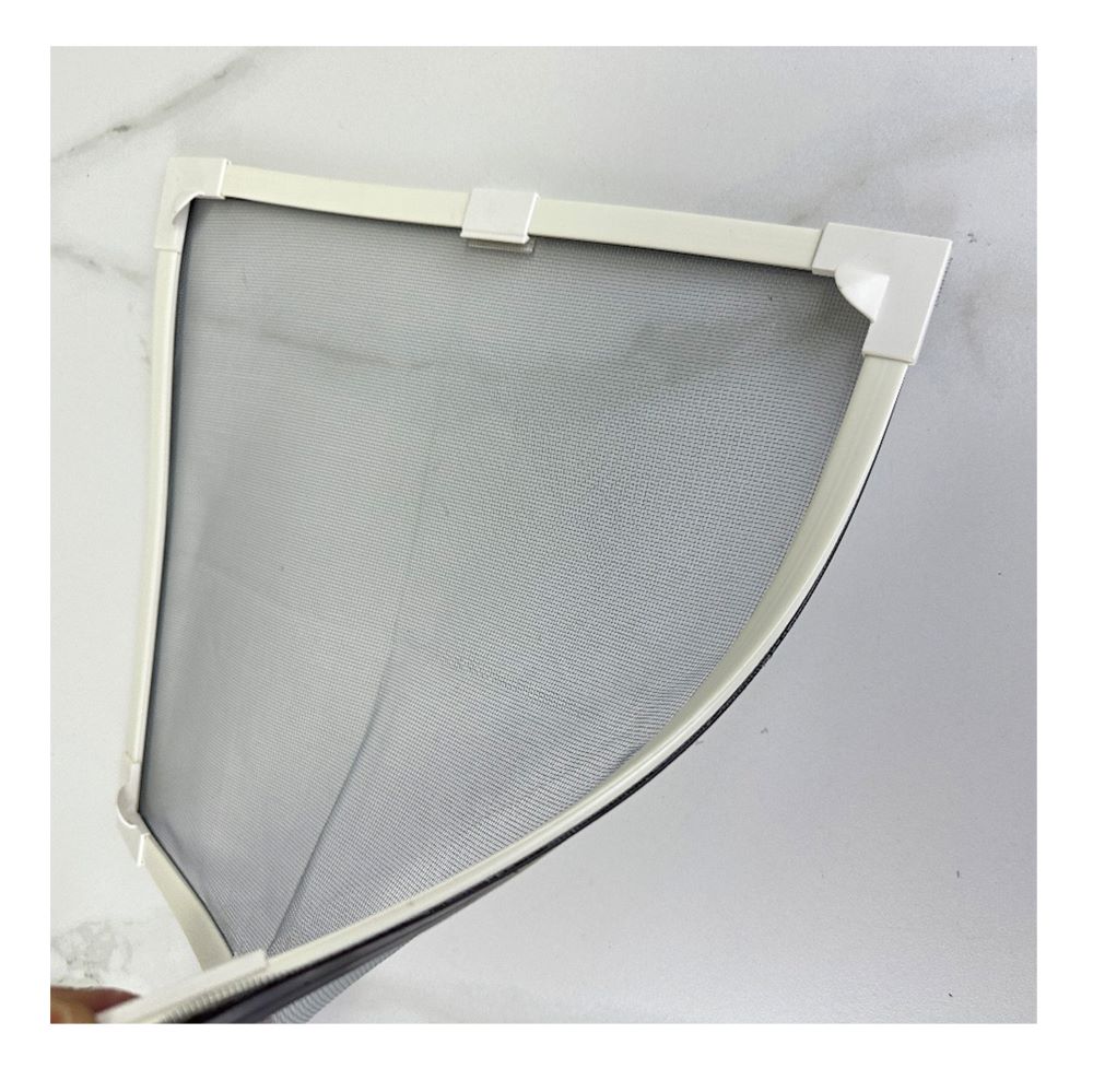 EASY DIY FLY SCREEN - Image 3