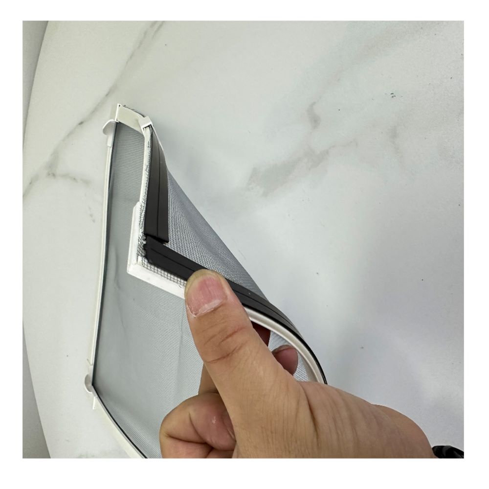 EASY DIY FLY SCREEN - Image 5